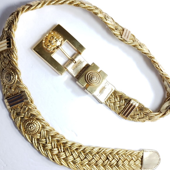 ST MAARTEN Accessories - ST MAARTEN belt w/ lions head